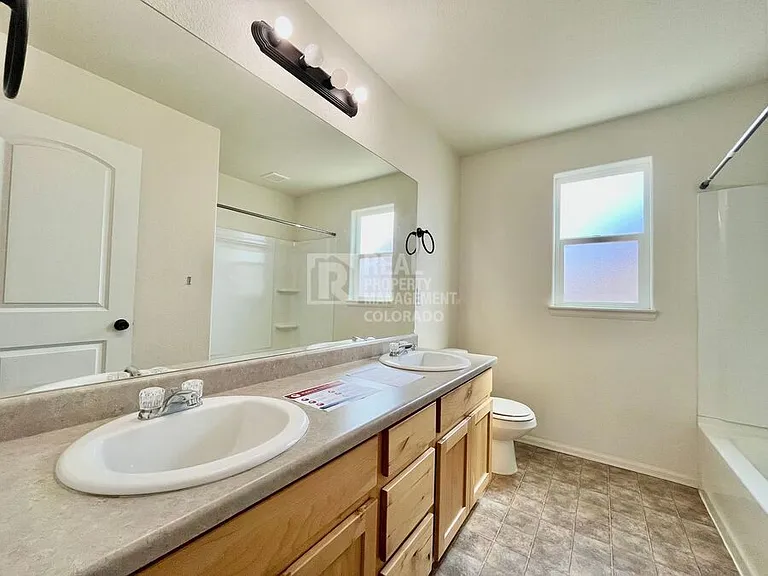 362 Shadowbrook Dr — Photo 17