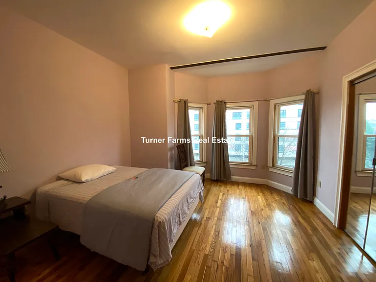 1031 Tremont St #3 — Photo 5