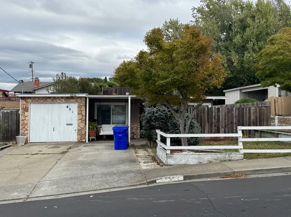 851 Sunnyview Dr, Pinole, CA 94564