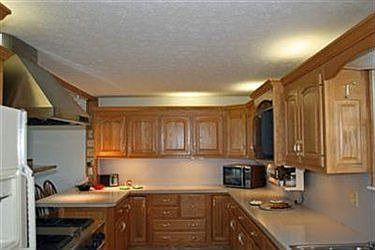 4th image of 270 Yorktown Pl