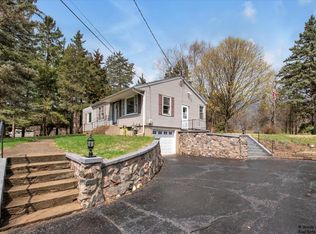 280 View St, Crystal Lake, IL 60012