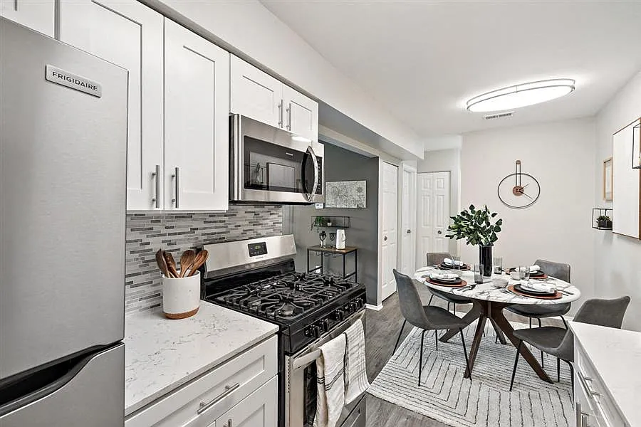 Residences at Grand Blanc Apartments - Grand Blanc, MI