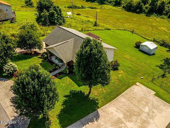 4th image of 530 Coffey Rd