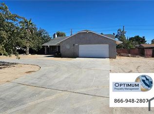 11609 Kiowa Rd, Apple Valley, CA 92308