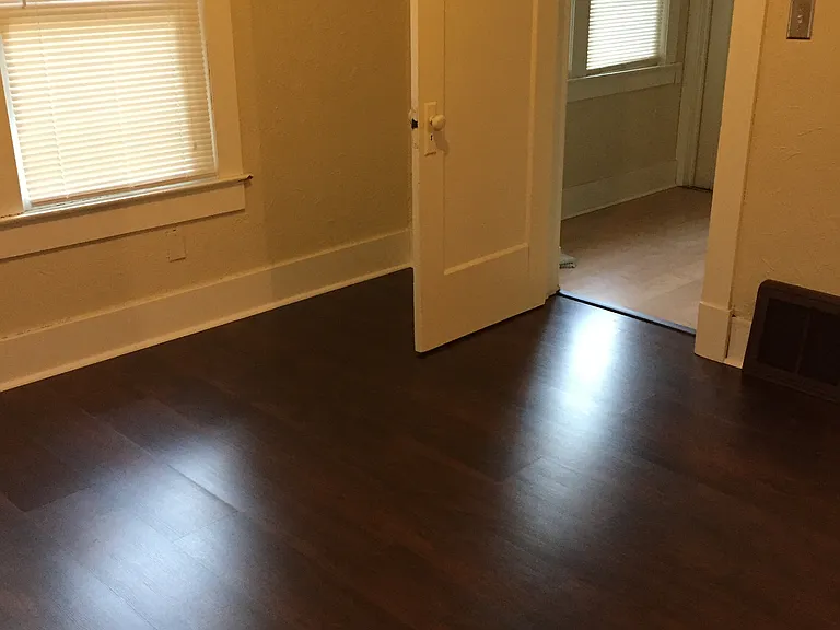 1608 S Walnut St — Photo 5