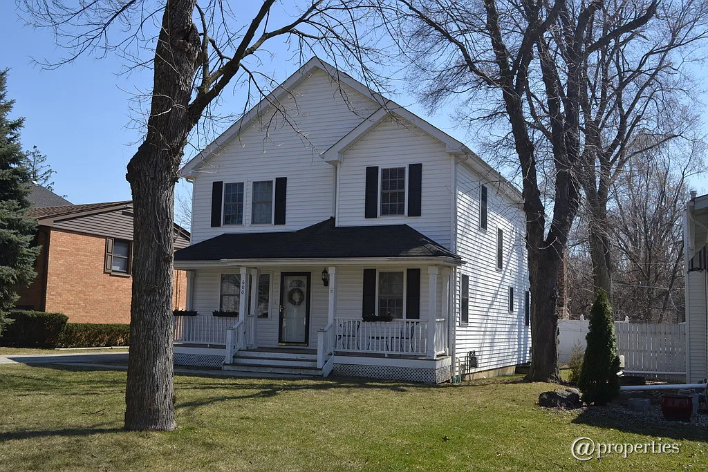 600 W Armitage Ave photo 1