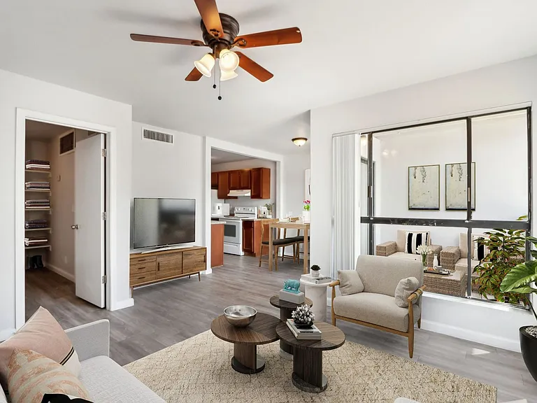 The Vue on Camelback — Photo 24