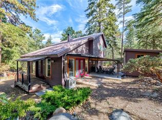 37751 Foxfield Rd, Angelus Oaks, CA 92305