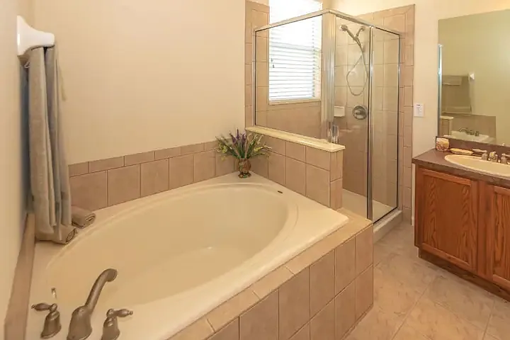 4953 Bond St E — Photo 8