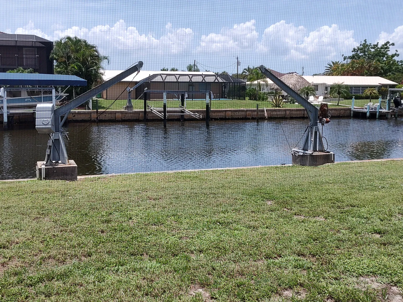 3 bed, 1317 sqft, $2,000 — Photo 2