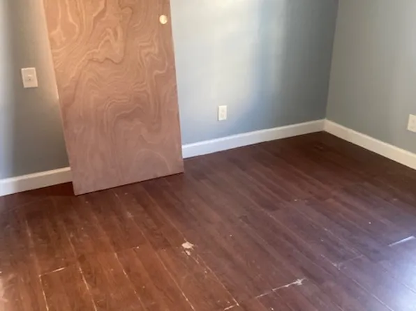 148-05 225th Street image 5 of 10