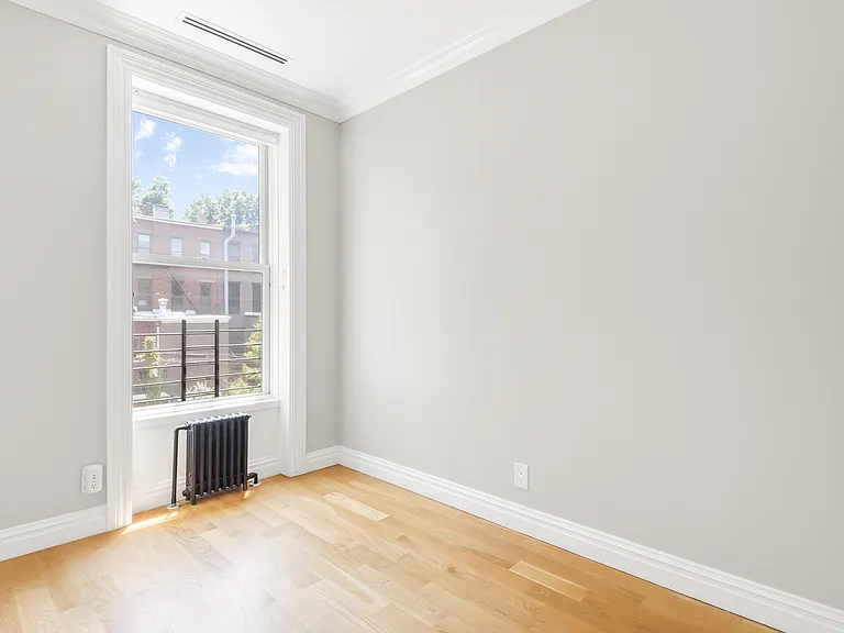 294 Putnam Ave #2 — Photo 7