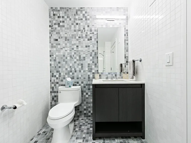 30 Melrose Ter #408 — Photo 24