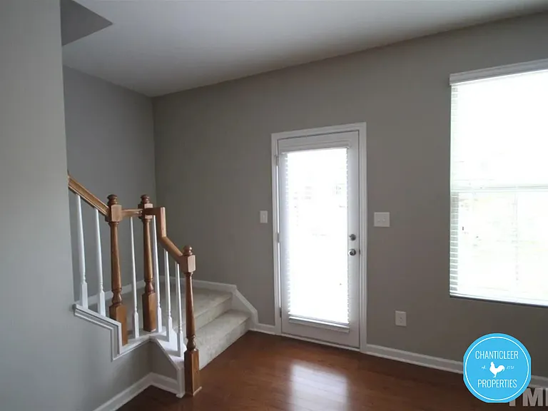 2219 Sunny Cove Dr — Photo 9