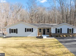 555 Reeds Rd, Downingtown, PA 19335