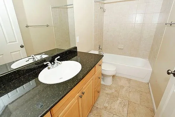 1719 Sylvan Dr #B — Photo 16
