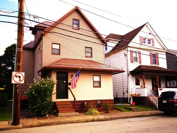922 Brackenridge Ave, Brackenridge, PA 15014