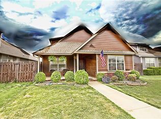 3810 SW Gibson Ave, Bentonville, AR 72712