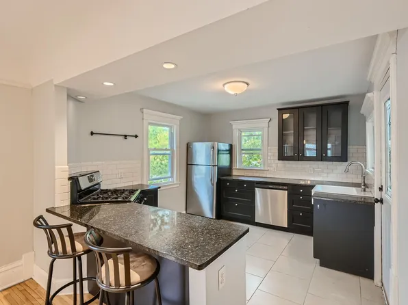 3040 Harriet Ave Floor 2, Minneapolis, MN 55408