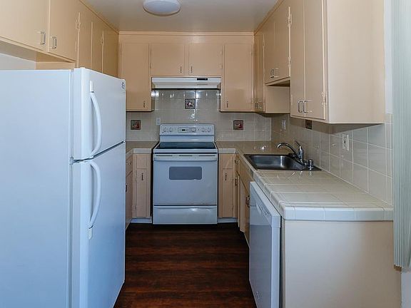 2nd image of 1267 Ayala Dr #2
