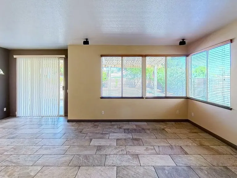 37978 Spur Dr — Photo 7
