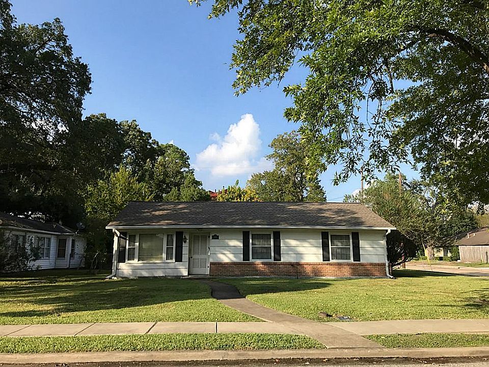 2nd image of 4600 Mimosa Dr