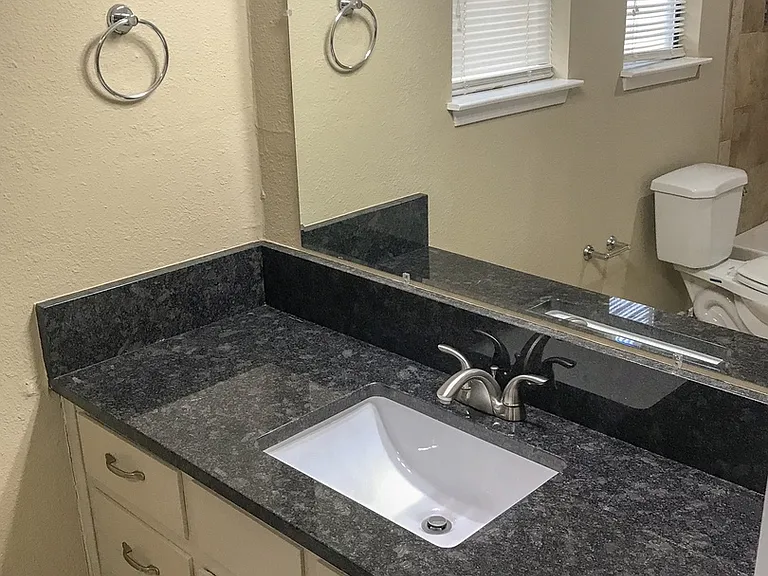 10511 Robinwood Cir — Photo 19
