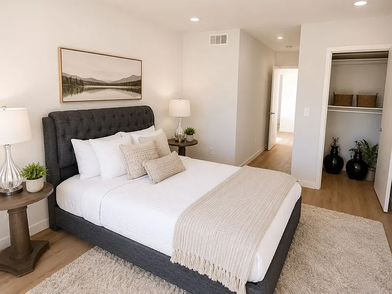 3 Bed Modern Townhome + 2-Car Private Garage — Photo 38