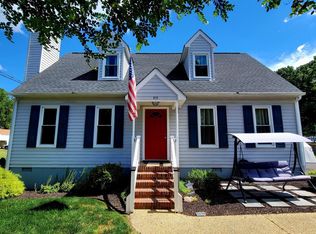 913 Perrymont Rd, Hopewell, VA 23860