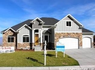 14927 S Lake Ridge Cir, Herriman, UT 84096