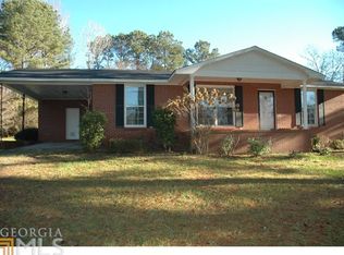 202 Winchester Dr, Cataula, GA 31804