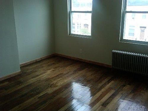 1st image of 2036A Pacific St