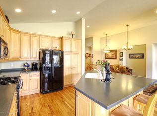 134 Little Bear Peak Dr, New Castle, CO 81647