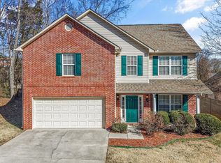 500 Mountain Pass Ln, Knoxville, TN 37923