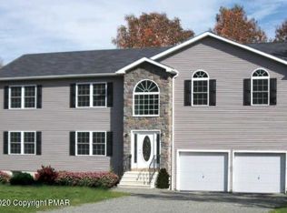 Marquette Dr, Blakeslee, PA 18610