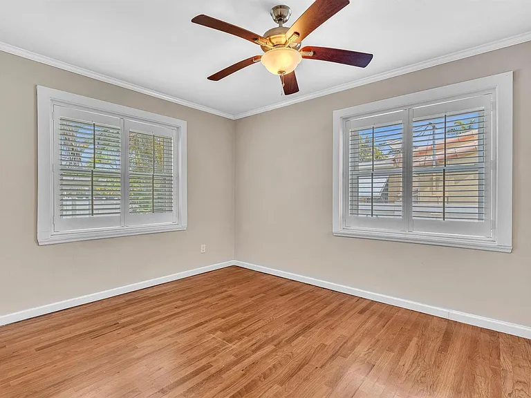 1527 Mayo St — Photo 38