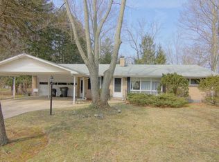 2268 Colfax Ave, Benton Harbor, MI 49022