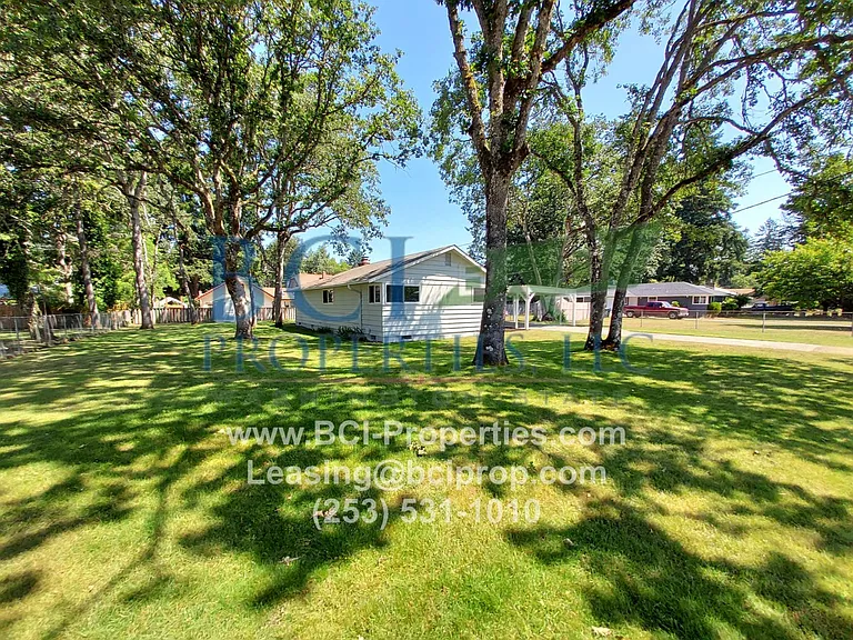 8811 Forest Ave SW — Photo 47