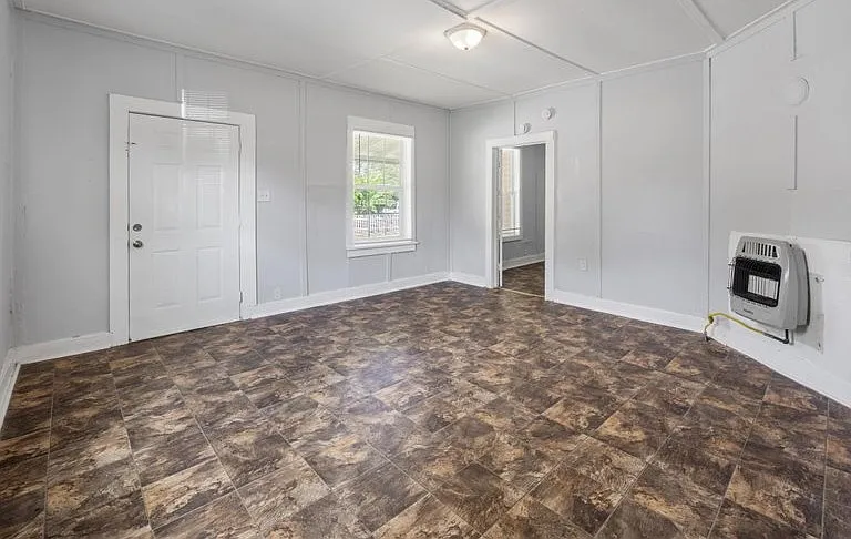 3701 Fairview St SW — Photo 6