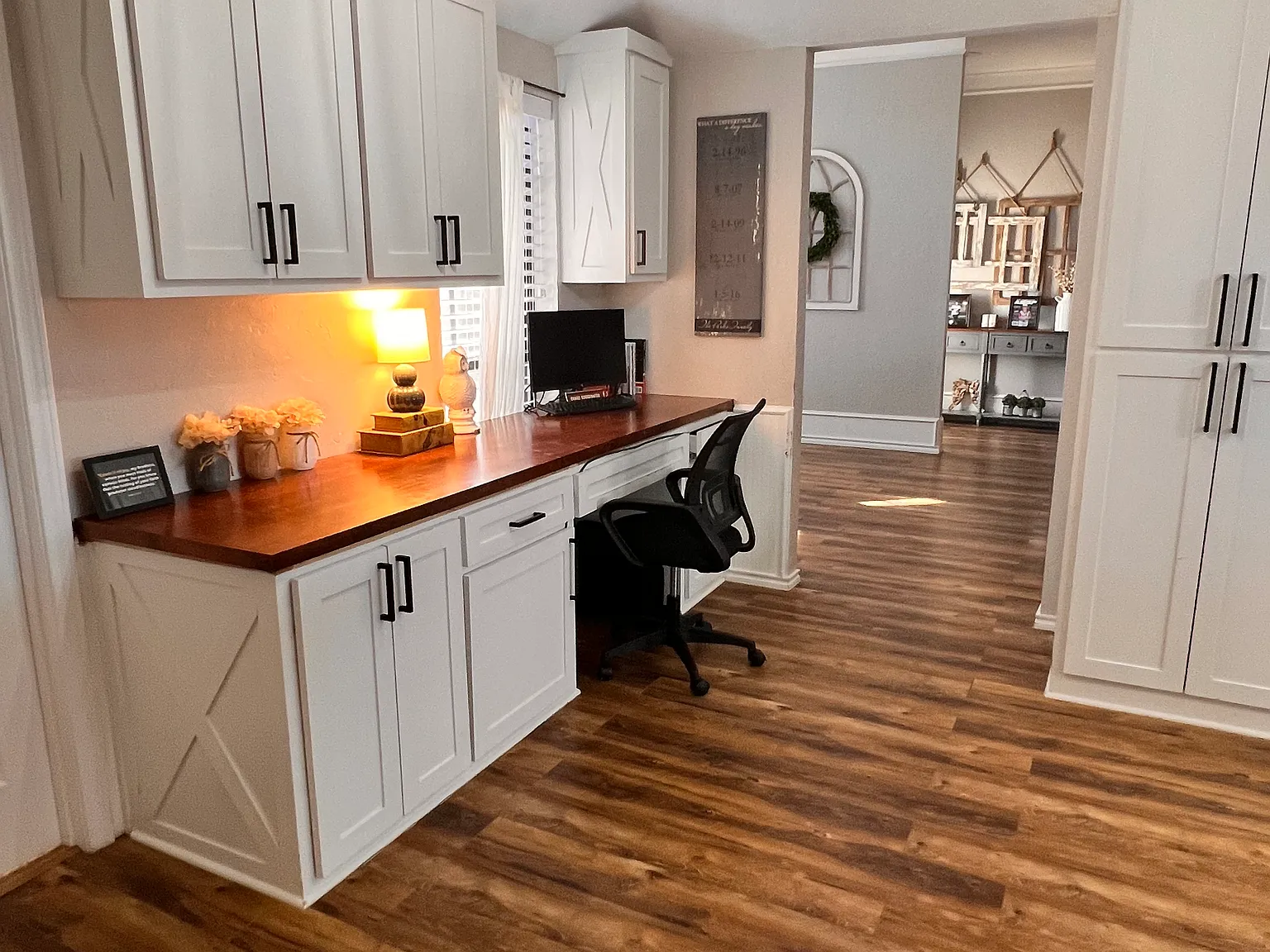 1011 Hilltop Rd — Photo 3