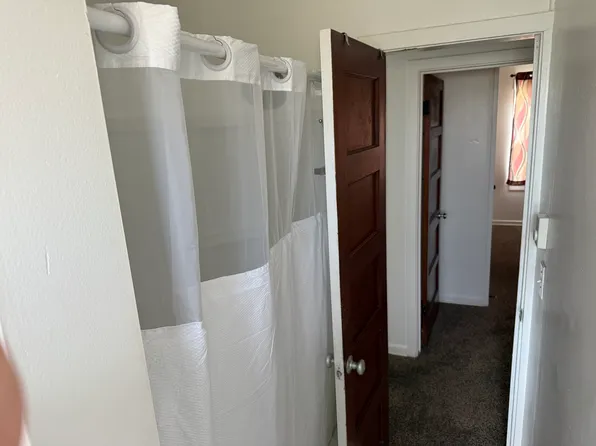 (undisclosed Address), Richland, WA 99354