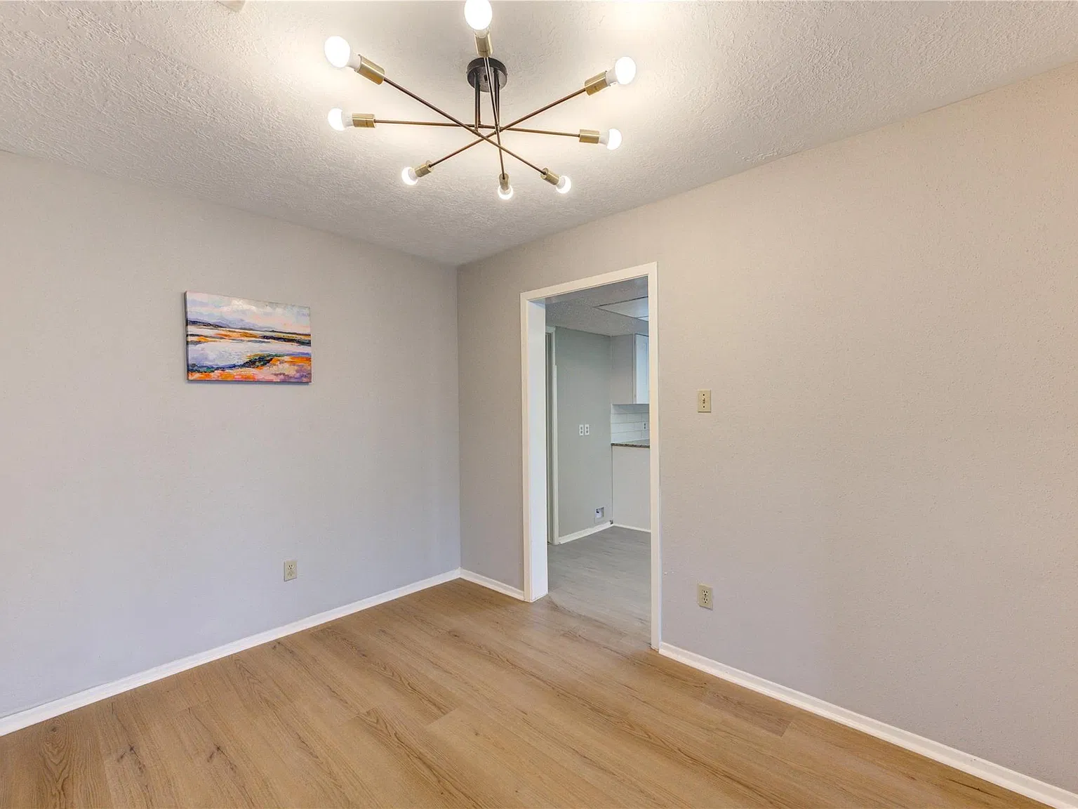3 bed, 2.0 bath, 1488 sqft, $1,780 — Photo 4