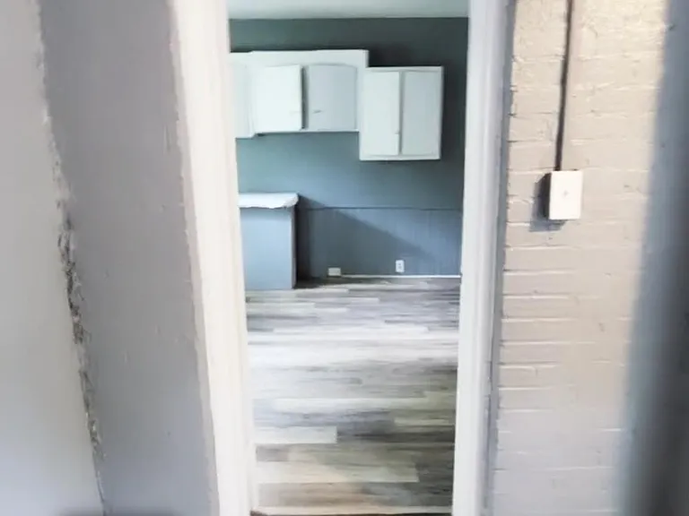 604 Wentworth St #1 — Photo 13