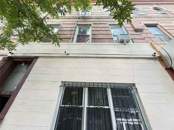 4916 7th Ave, Brooklyn, NY 11220
