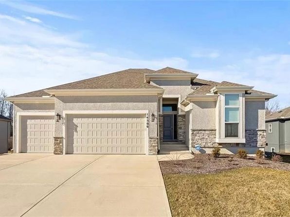 14500 Aurora Ln, Basehor, KS 66007