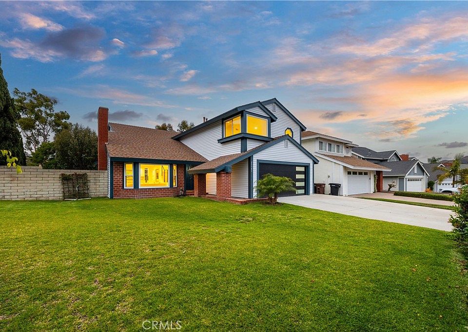 1st image of 25501 Goldenspring Dr