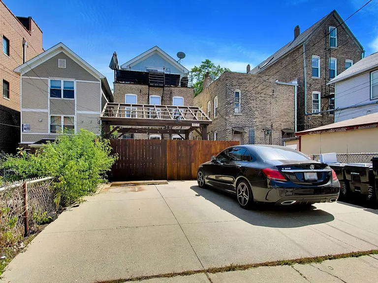 1416 W Huron St #2F — Photo 22