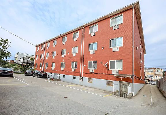3rd image of 45 Bay 38 St #2A