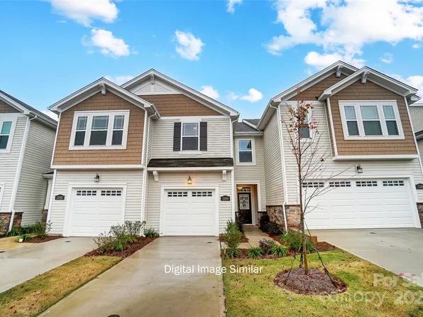 5104 Carrick St, Charlotte, NC 28213
