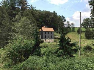 15831 Johnson Rd, Stewartstown, PA 17363